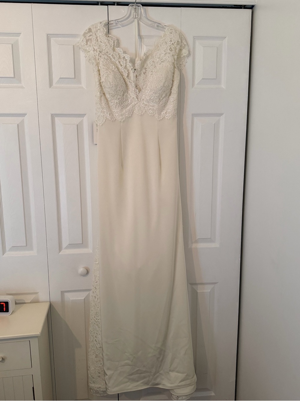 Barbara Kavchok Victoria Wedding Dress New, Never Worn
